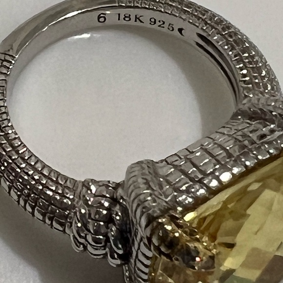 Judith Ripka Canary Cushion Ring. size 6 NIB - Picture 8 of 14